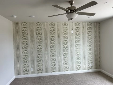 Elegant wallpaper design